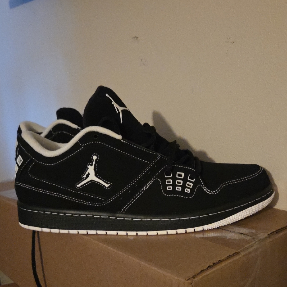 Black and White Air Jordan 1 Flight Low